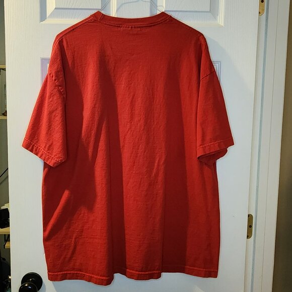 Red Men's UWM Bucky XXL Men's T-shirt - Picture 4 of 4